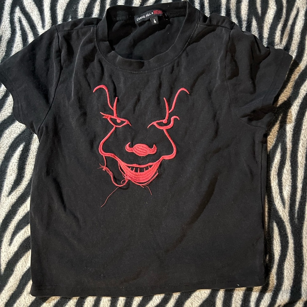 DOLLSKILL x HORROR “it” t shirt